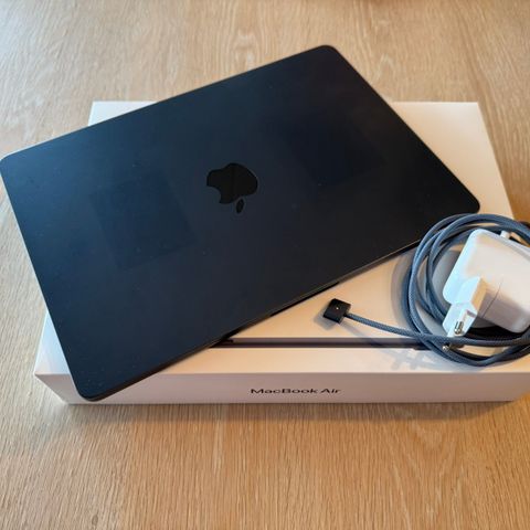 Apple Macbook Air M2 (2022) 256GB