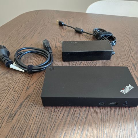 Thinkpad Universal USB-C dock