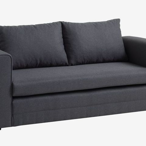 Sovesofa Skillebekk fra Jysk, mørk grå og overmadrass fra IKEA