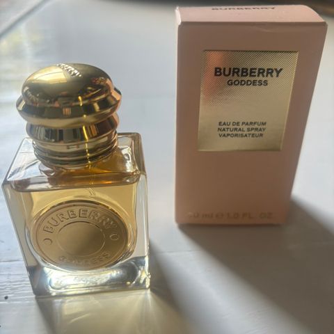 Burberry Godess EdP