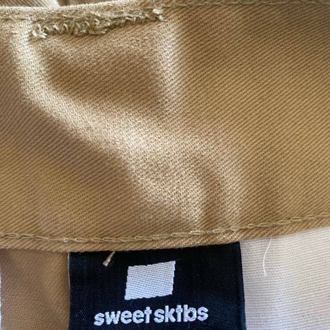 Sweet skitbs bukse fra Junkyard XS