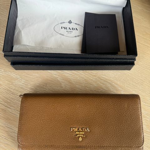 Prada lommebok