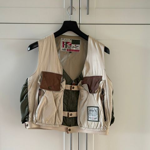 * RESERVERT * Chevignon bomber vest