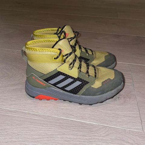 Adidas terrex 32