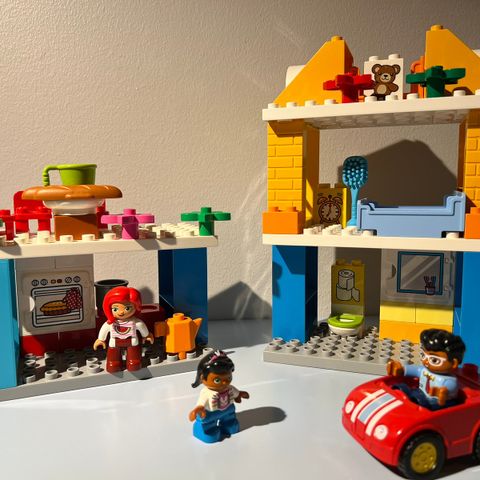 10835 LEGO DUPLO Familiens hus