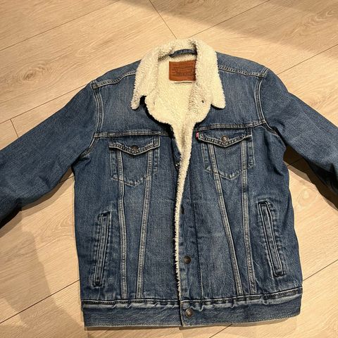 Levi’s Sherpa jakke L