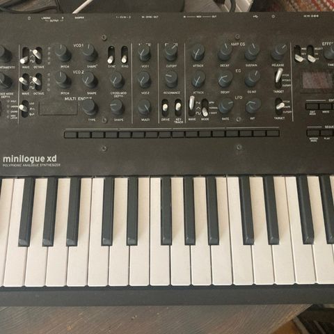 KORG Minilogue XD