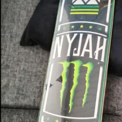 Element Skateboards x Monster Energy Nyjah Huston Deck 8.0 Limited edition