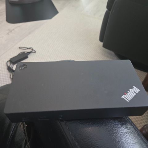 Lenovo Thinkpad usb c dock gen 2