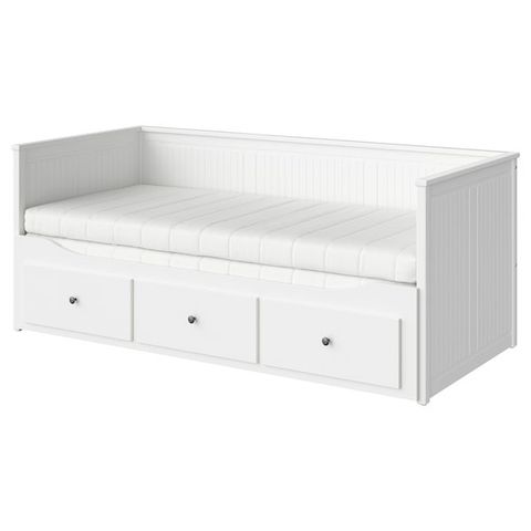 Hemnes seng m/ oppbevaring og uttrekk