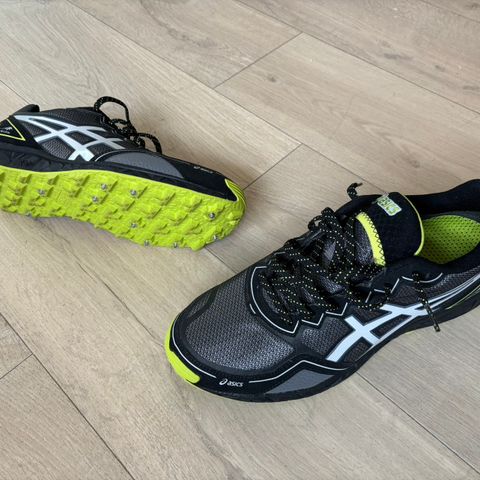 Asics GTX joggesko m/pigg