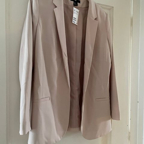 Klassisk blazer dusty pink str 44