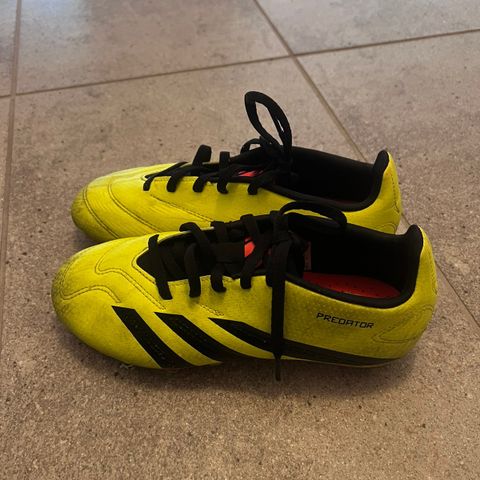 Fotballsko barn, str. 35, Adidas Predator