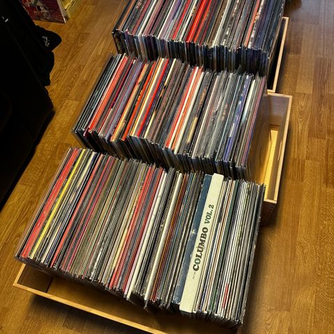 Stor Laserdisc samling selges