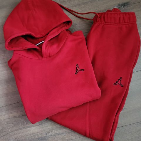 Jordan tracksuit