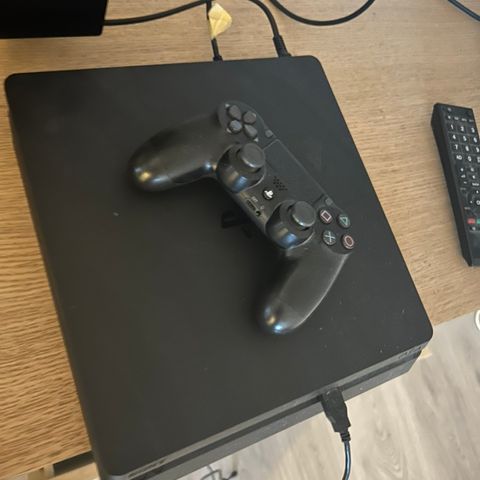 Ps4 slim 500gb