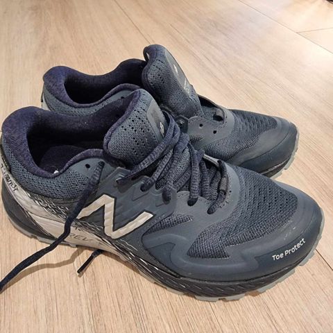 Nye New Balance goretex, størrelse 37,5