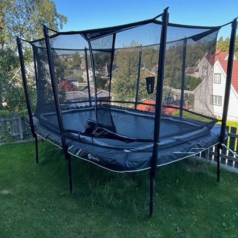 Trampoline North Explorer Rectangular 460 Svart + Sikkerhetsnett med glidelås