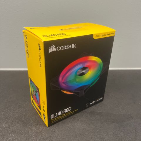 Corsair 140 RGB vifter