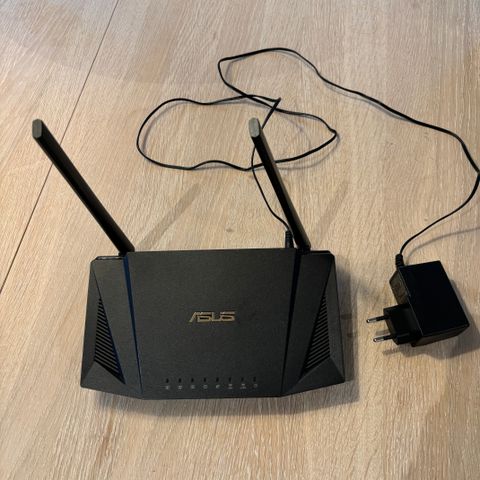 ASUS AX1800 wifi ruter