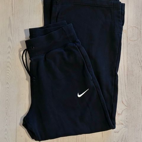 Nike Pant Wide joggebukse Short