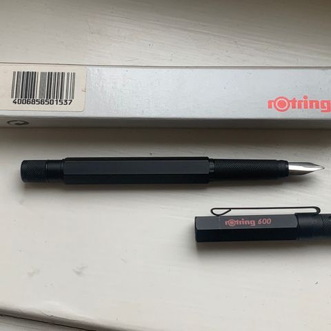 Ubrukt Rotring 600 fyldepen - samleobjekt