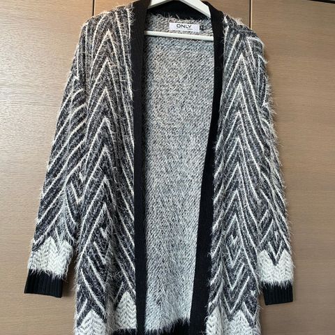 Pent brukt cardigan