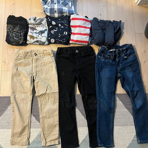 Klespakke gutt 4-6 år bukser, jeans genser.