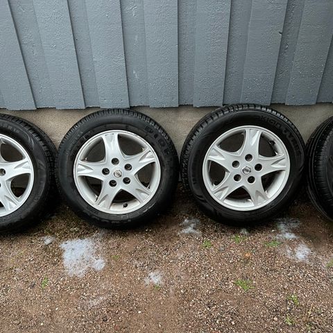 4 sommerdekk og felger 185/65 R 15