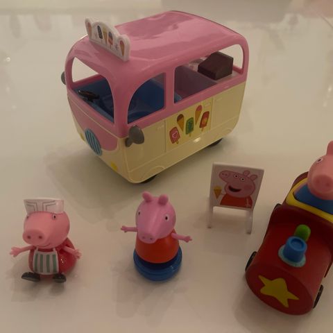 Peppa gris leker