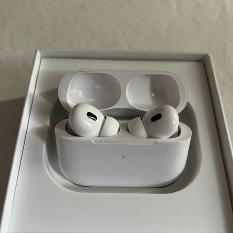 AirPods Pro Gen 2 USB-C