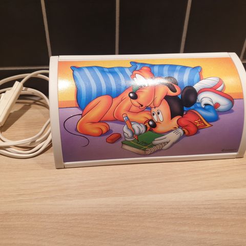 Disney vegglampe/leselampe selges kr 175,-