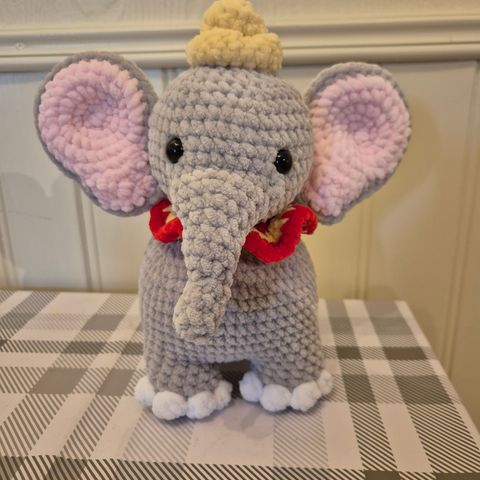 Dumbo - heklet