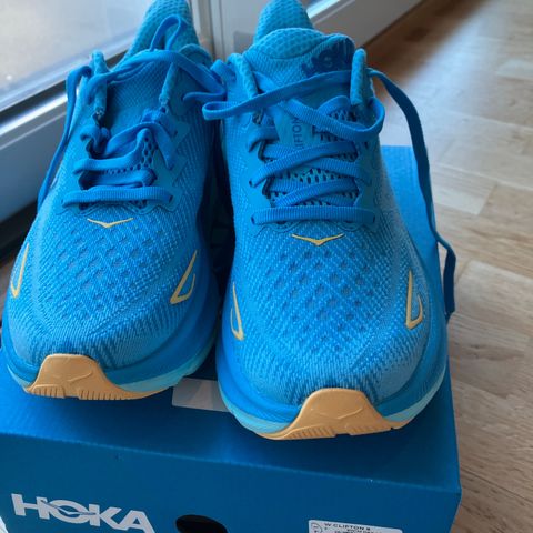 Hoka clifton 9, str 37 1/3