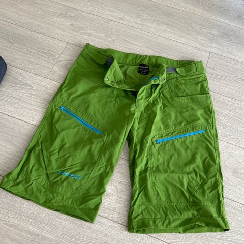 Norrøna bitihorn lightweight shorts xl evergreen.