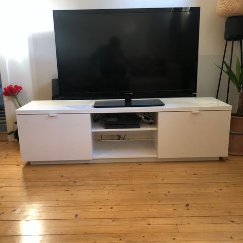 Tv-benk fra IKEA