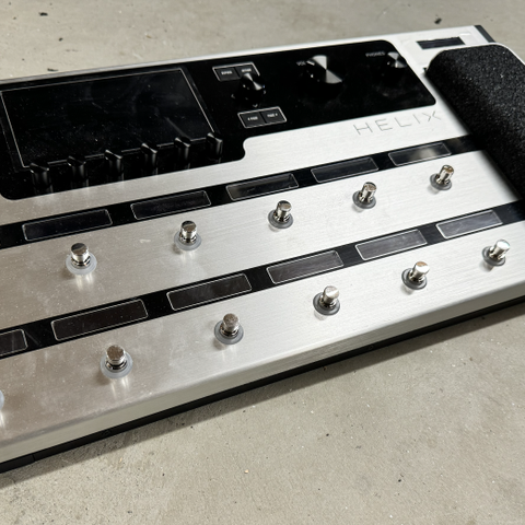 Line 6 Helix Floor (Platinum Limited Edition)