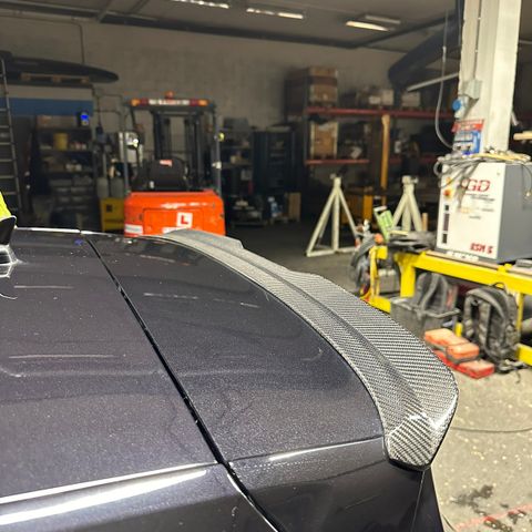 Karbon fiber spoiler til Golf mk7 mk7.5 GTI R