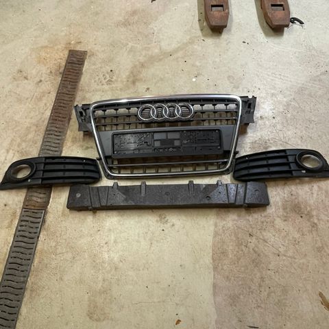 Audi a4 grill 2008-2011