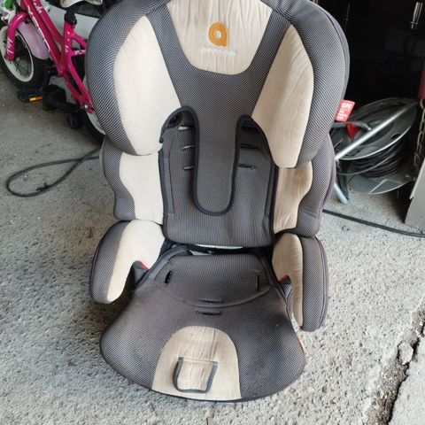 I will give away a car seat