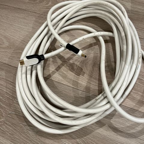 Hdmi-kabel 10 meter (EXIBEL)