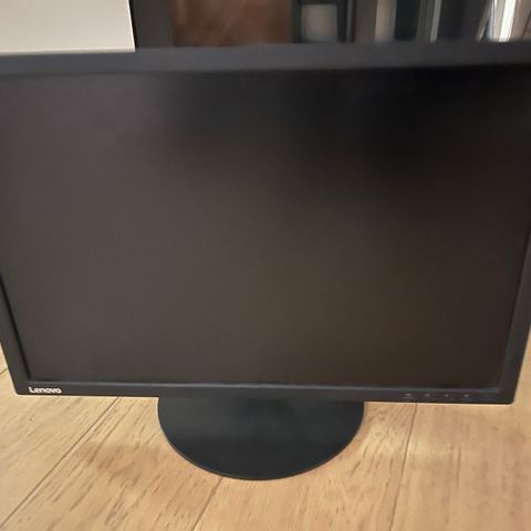 Lenovo skjerm 24’’