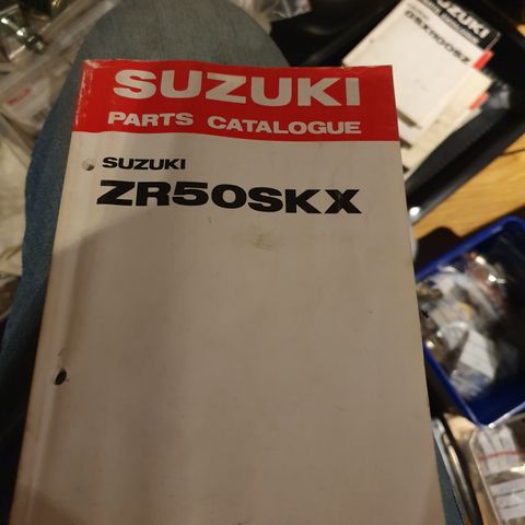 Suzuki zr  50 skx