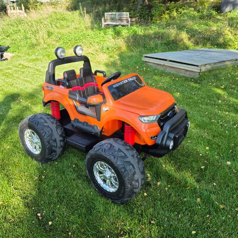 Elbil barn Ford Ranger Monster Truck 4WD 12V