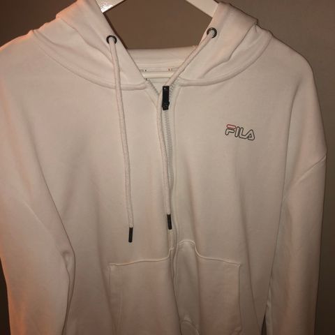 FILA hettejakke str 44. Pris 200kr