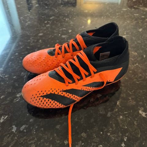 Adidas Predator fotballsko 41 1/2