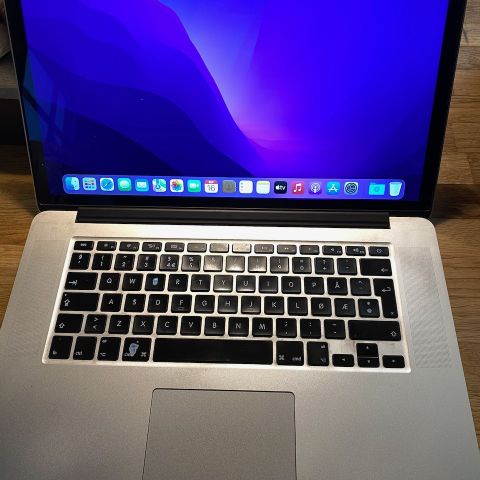 MacBook Pro 2015, 16 GB minne - 1 TB lagring