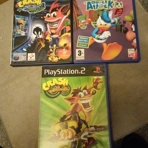 Ps2 kule barnespill Donald og crash bandicote