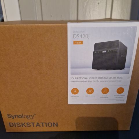 Synology NAS DS420j 4-bay