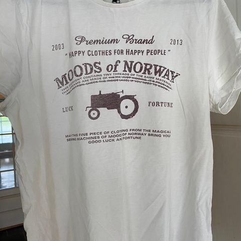 Moods of Norway t- skjorte